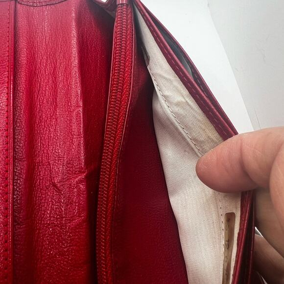 GUC Chanel Red Leather Long Wallet - Picture 8 of 13